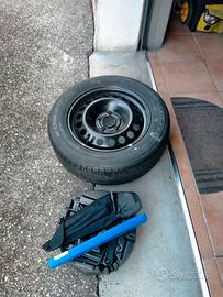 ruota di scorta  marca KUMHO misure 205/60/R16