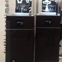 Vetrina totem per gioielli e accessori