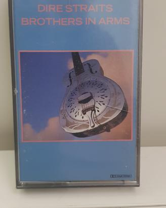 DIRE STRAITS BROTHERS IN ARMS MUSICASSETTA VINTAGE