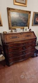 Cassettone scrivania del 1700
