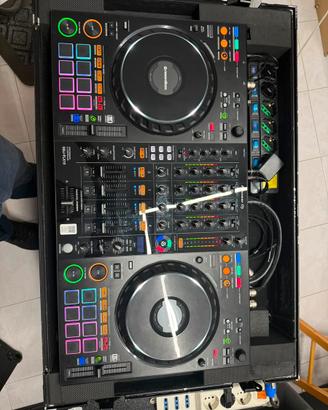 Pioneer DDJ-FLX 10 con flyght case