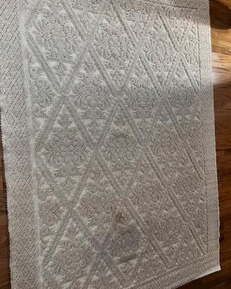 Tappeto sardo tradizionale in lana bianco 248x187