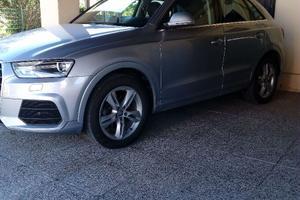 AUDI Q3 2.0 TDI S-Tronic 150 cv quattro