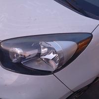 Fanale anteriore sx Kia Picanto anno 2012