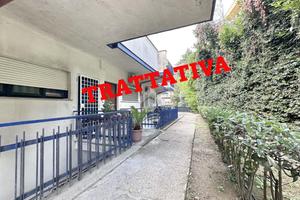 2 LOCALI A ROMA