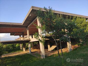 RUSTICO A MONTE SAN GIOVANNI CAMPANO