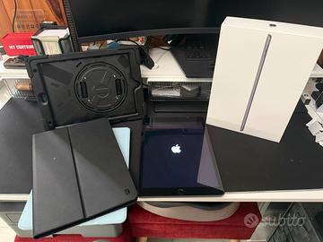 Ipad 9 con accessori, come nuovo.