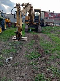 Escavatore 215 caterpillar