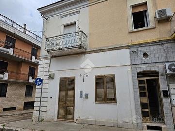 CASA SEMINDIPENDENTE A TORREMAGGIORE