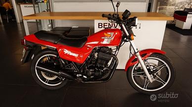 HONDA FT 500 .