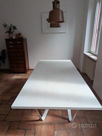 Tavolo Sedit Wave finitura cemento