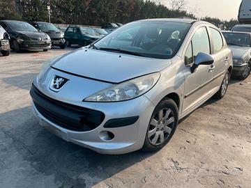 Ricambi usati per Peugeot 207 1.4 benz del 2009