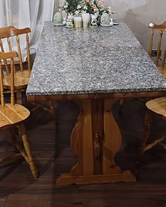 Tavolo rettangolare con 6 sedie