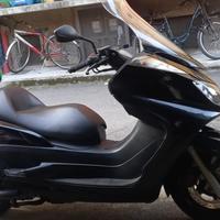 YAMAHA MAJESTY 400 BENZINA 