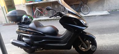 YAMAHA MAJESTY 400 BENZINA 