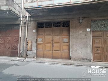 Paterno' - ampio garage id: ppa002ag