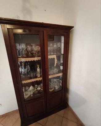 vetrina in  arte povera 