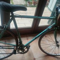Bicicletta bianchi da corsa vintage