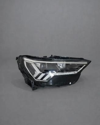 Fanale anteriore Audi Q3 Sport S-Line destro