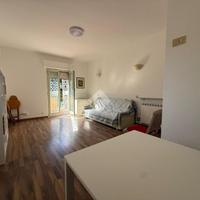 2 LOCALI A SANTA MARINELLA