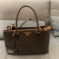 Borsa prada modello galleria