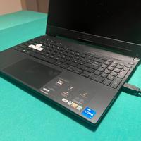 ASUS TUF Dash F15 FX517ZE – Gaming / Workstation