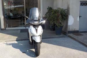 PIAGGIO Beverly 300 i.e. S - ANNO
