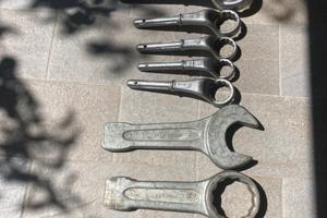 Serie di chiavi a stella e fisse