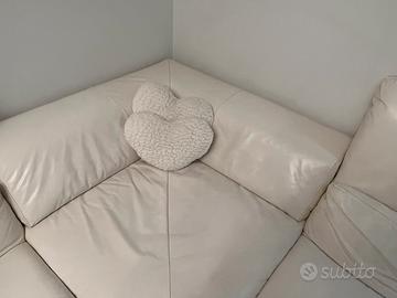 Divano e tavolo giardino