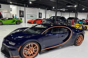 BUGATTI Chiron CHIRON PUR SPORT 8.0 W16 1500HP 1