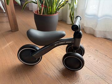Triciclo bambino 1 anno