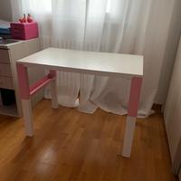 Scrivania ragazza completa con sedia IKEA