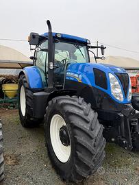 New Holland T7.210