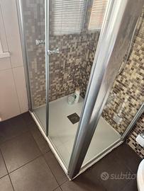 Box doccia con ante a saloon