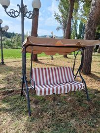 Dondolo per giardino 
