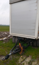 Rimorchio agricolo fisso con centina