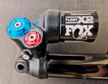 Fox Float X2 performance 250x70
