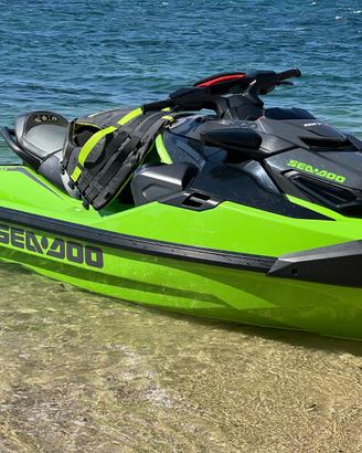 Moto d'acqua Sea-Doo RXT-X 300 - 300 HP, 3 posti