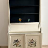 Credenza