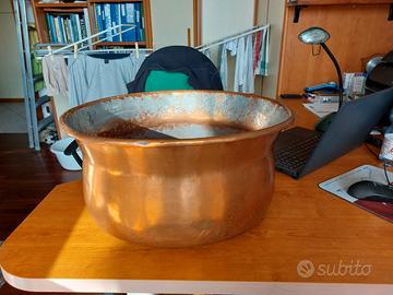 Fioriera in rame di grandi dimensioni