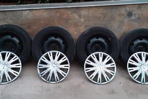 4 Gomme Invernali NOKIAN 215/55 R16 con Cerchi