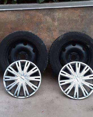 4 Gomme Invernali NOKIAN 215/55 R16 con Cerchi