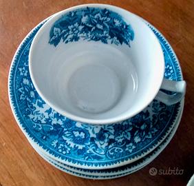 4 TAZZE PORCELLANA VINTAGE DA TE' + 6 PIATTINI 