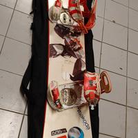 Tavola snowboard  RIDE con attacchi 