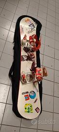 Tavola snowboard  RIDE con attacchi 