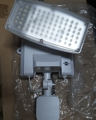 Lampada led a sensore di movimento