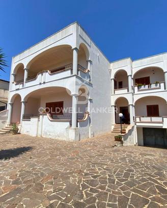 Villa bifamiliare - Surano