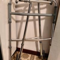 Deambulatore per anziani