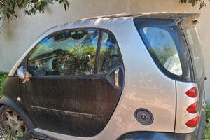 smart barbus in buone condizioni 