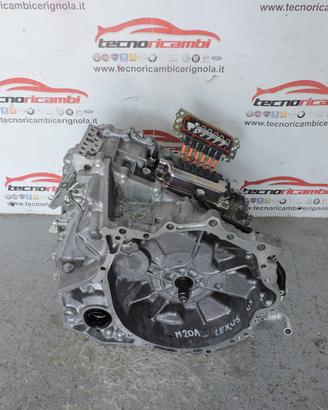 Cambio lexus ux rf549